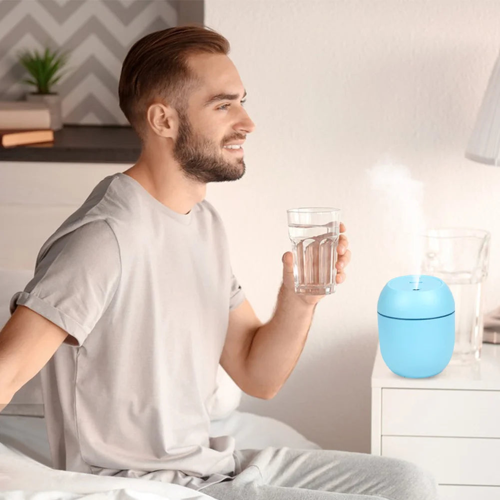 Mini humidificador con luz LED – USB 220 ml