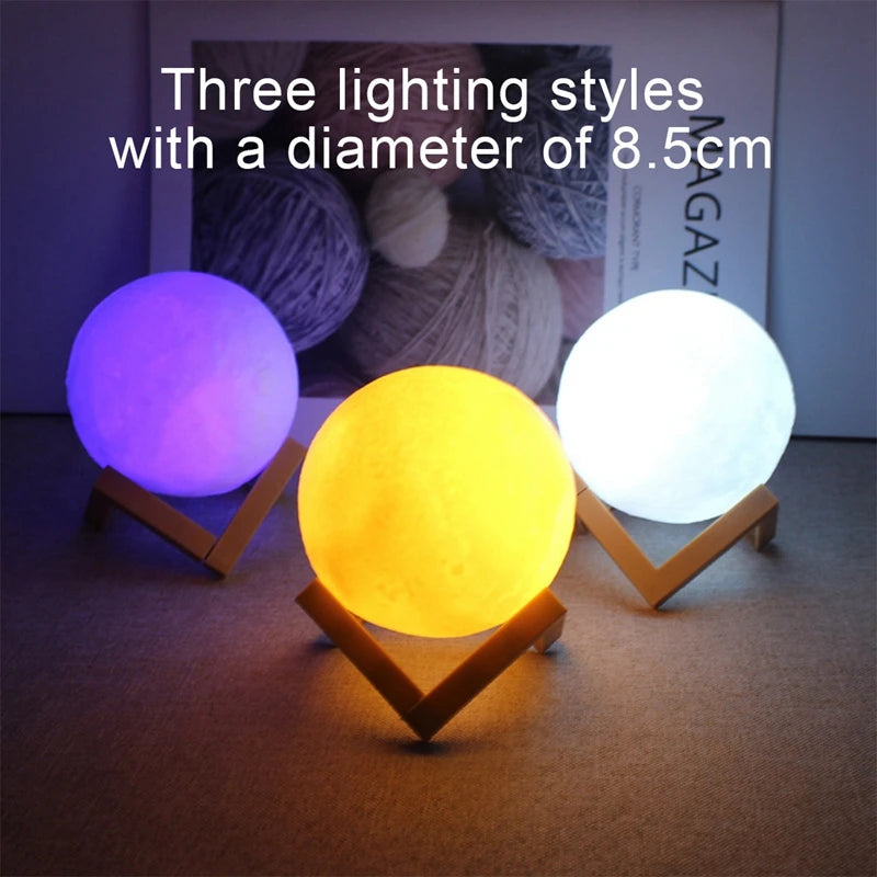 Lámpara de noche en forma de luna con base de madera – 8 cm